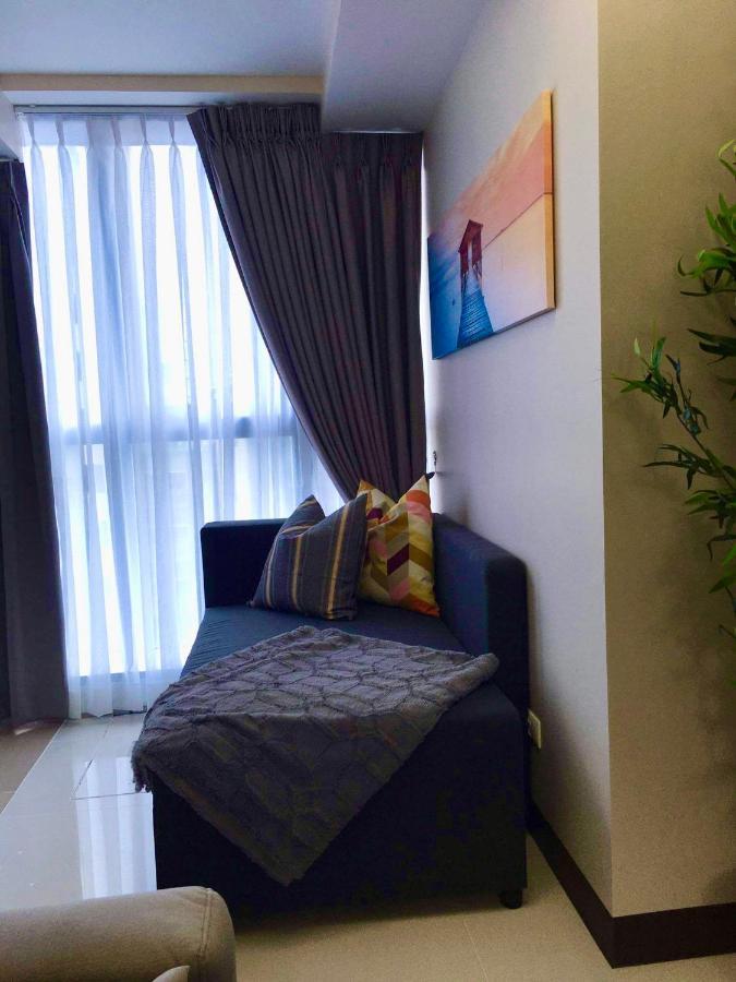 Daniella'S Modern & Cozy Suite In Uptown Bgc Манила Экстерьер фото