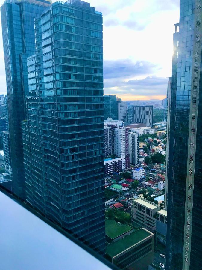 Daniella'S Modern & Cozy Suite In Uptown Bgc Манила Экстерьер фото