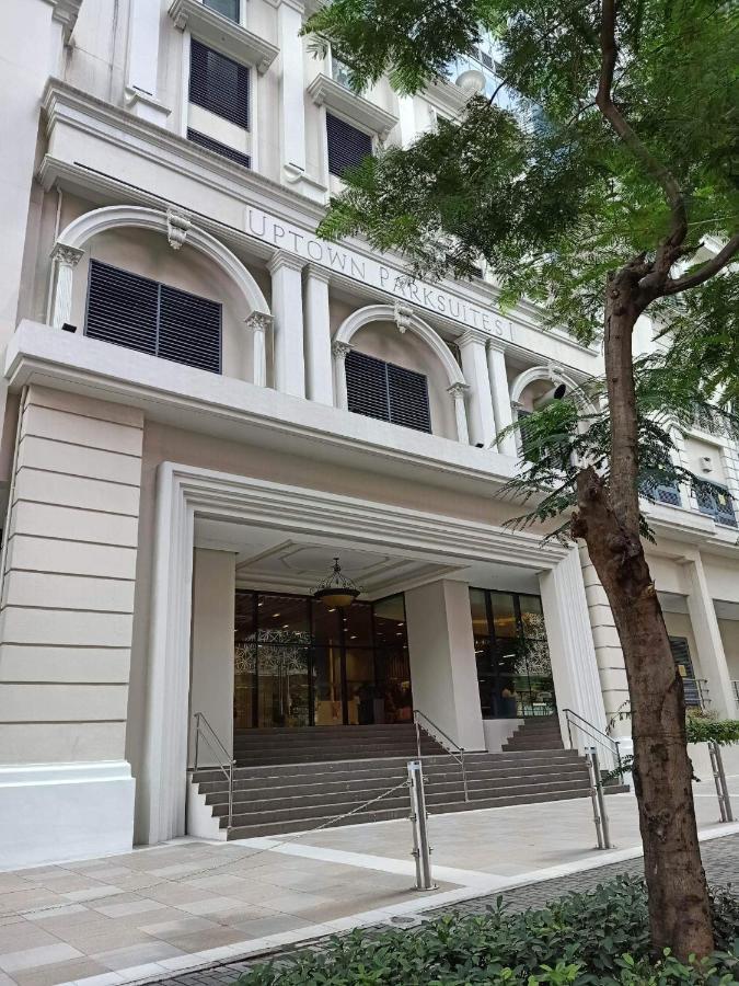 Daniella'S Modern & Cozy Suite In Uptown Bgc Манила Экстерьер фото