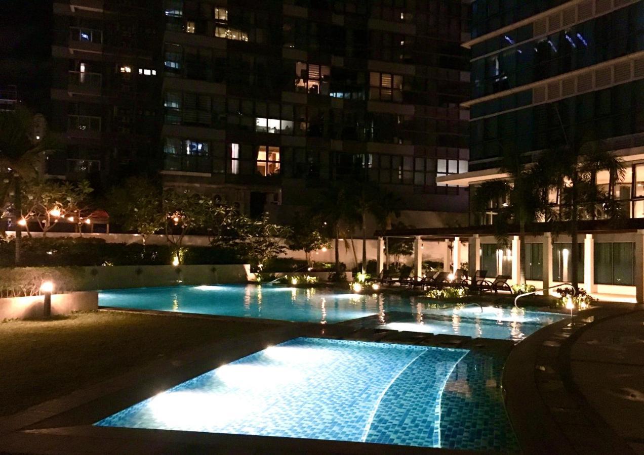 Daniella'S Modern & Cozy Suite In Uptown Bgc Манила Экстерьер фото