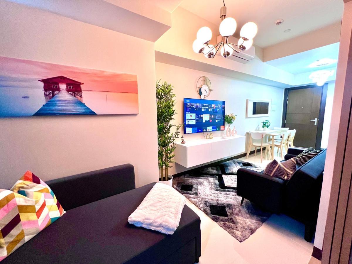Daniella'S Modern & Cozy Suite In Uptown Bgc Манила Экстерьер фото
